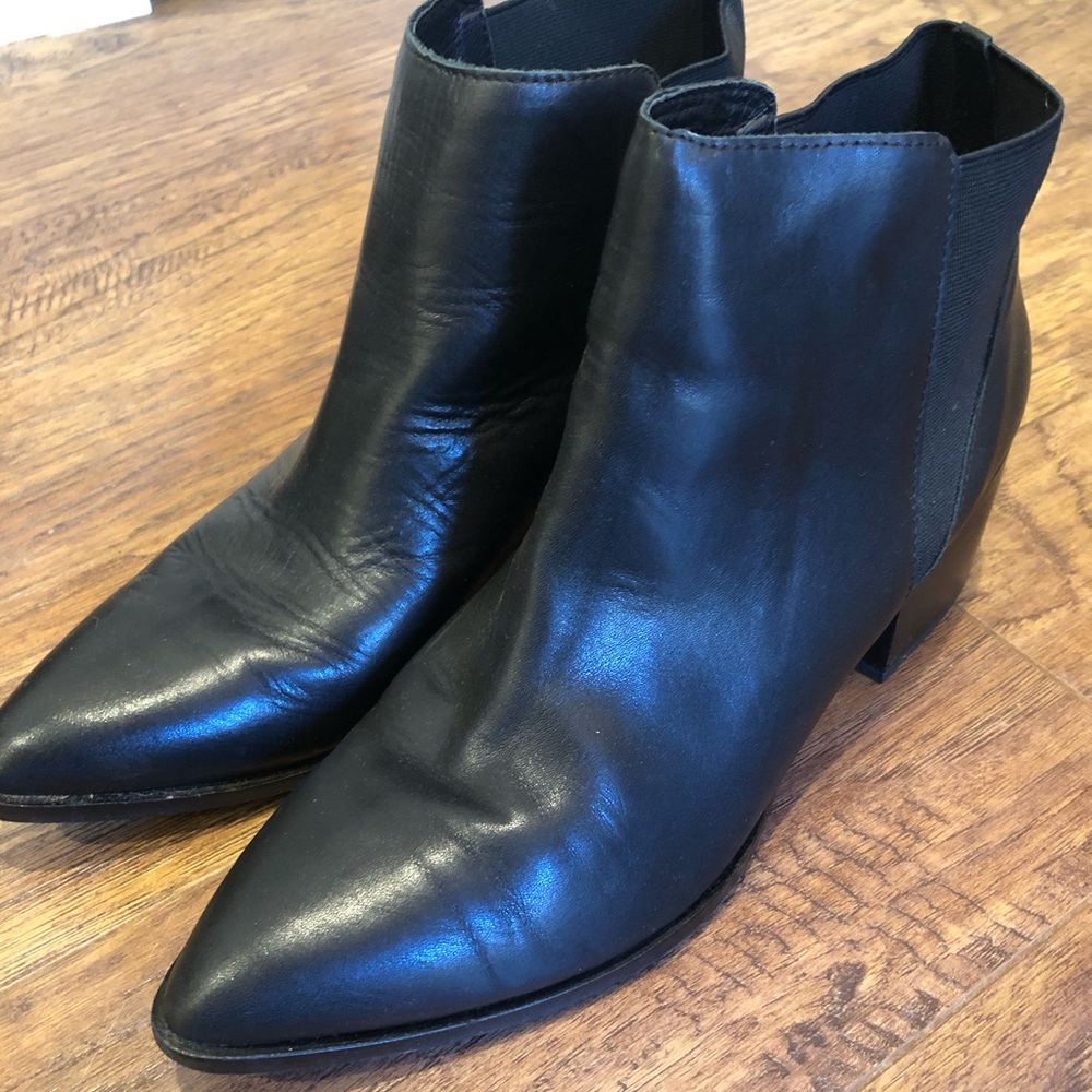 Chinese Laundry booties